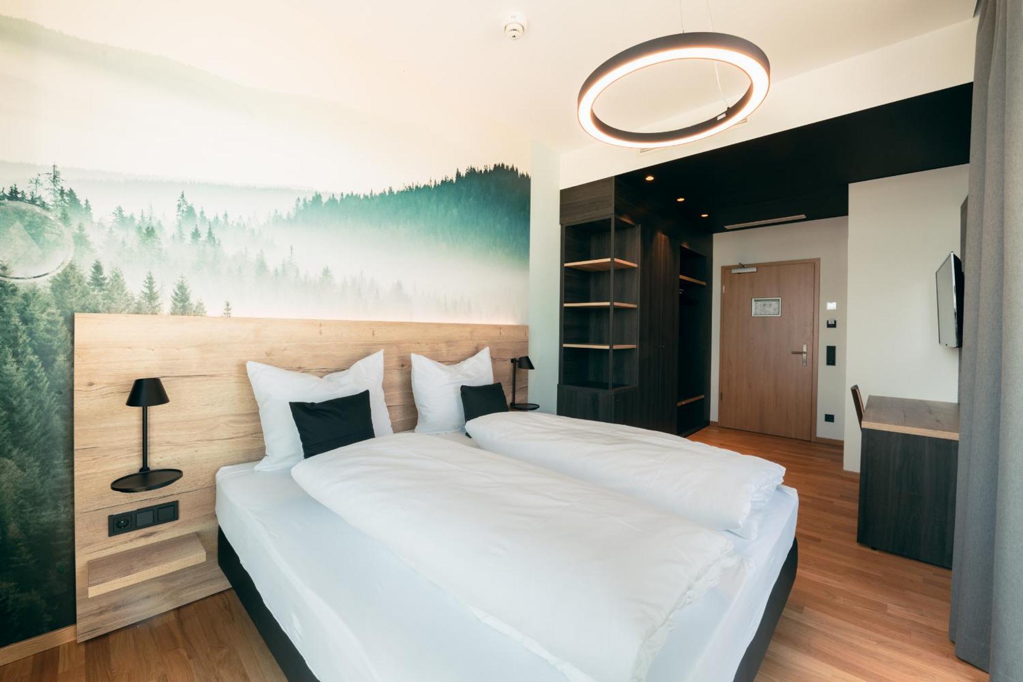 Target World Hunter'S Lodge Landscheid Экстерьер фото